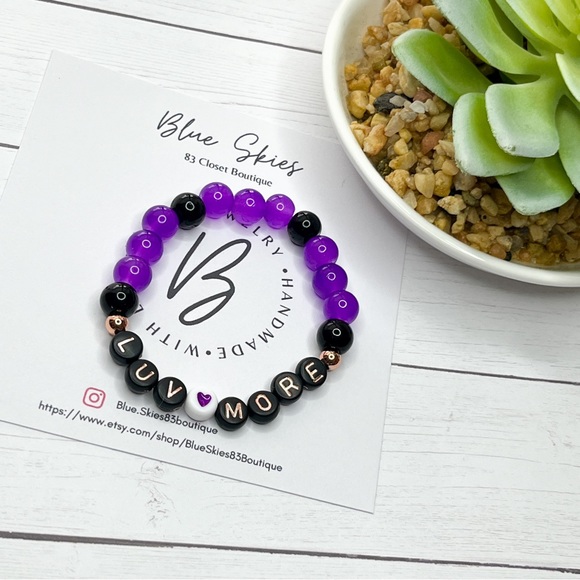 Girl’s purple and Black Luv  More Beaded Bracelet - Picture 5 of 6